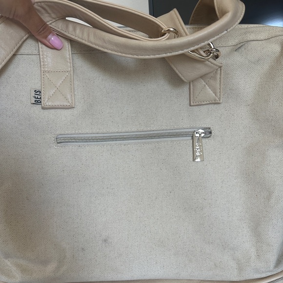 Beis Mini Weekender - Picture 6 of 6